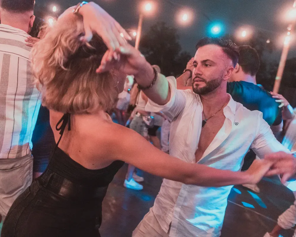 Social de baile en SalsaPrat